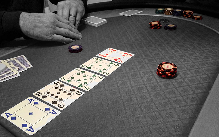 Why You Should Op The Genuine Online Slot Gambling Platform?